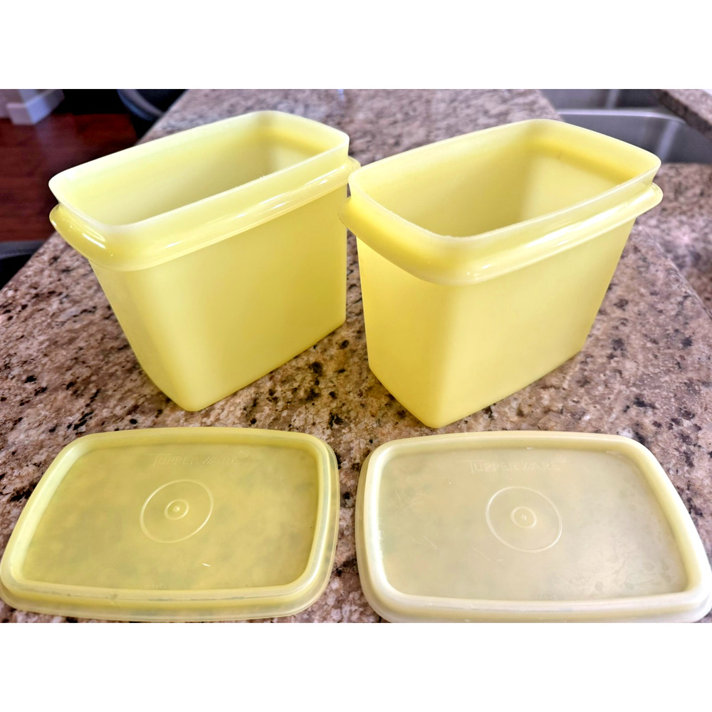 2x Tupperware Vintage Sheer Yellow Shelf Saver Containers with Lids 1243